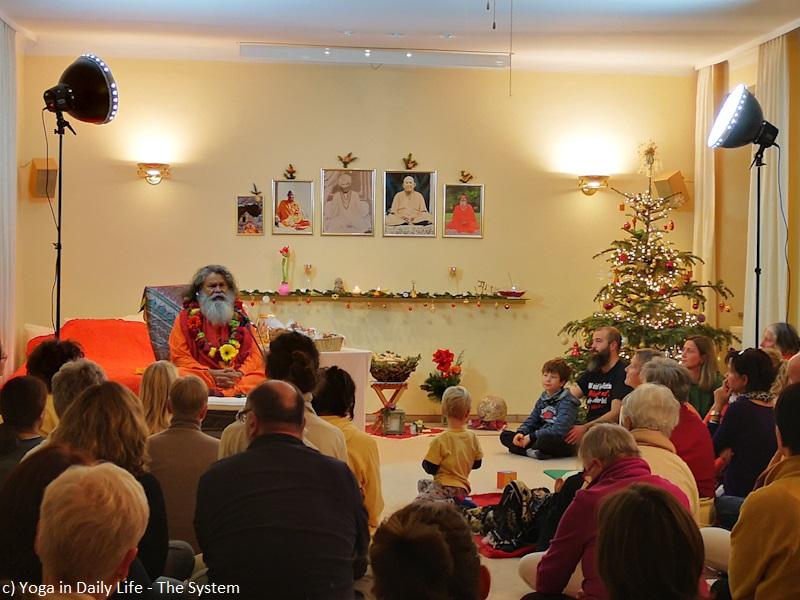 Christmas Season Satsangs with Vishwaguruji